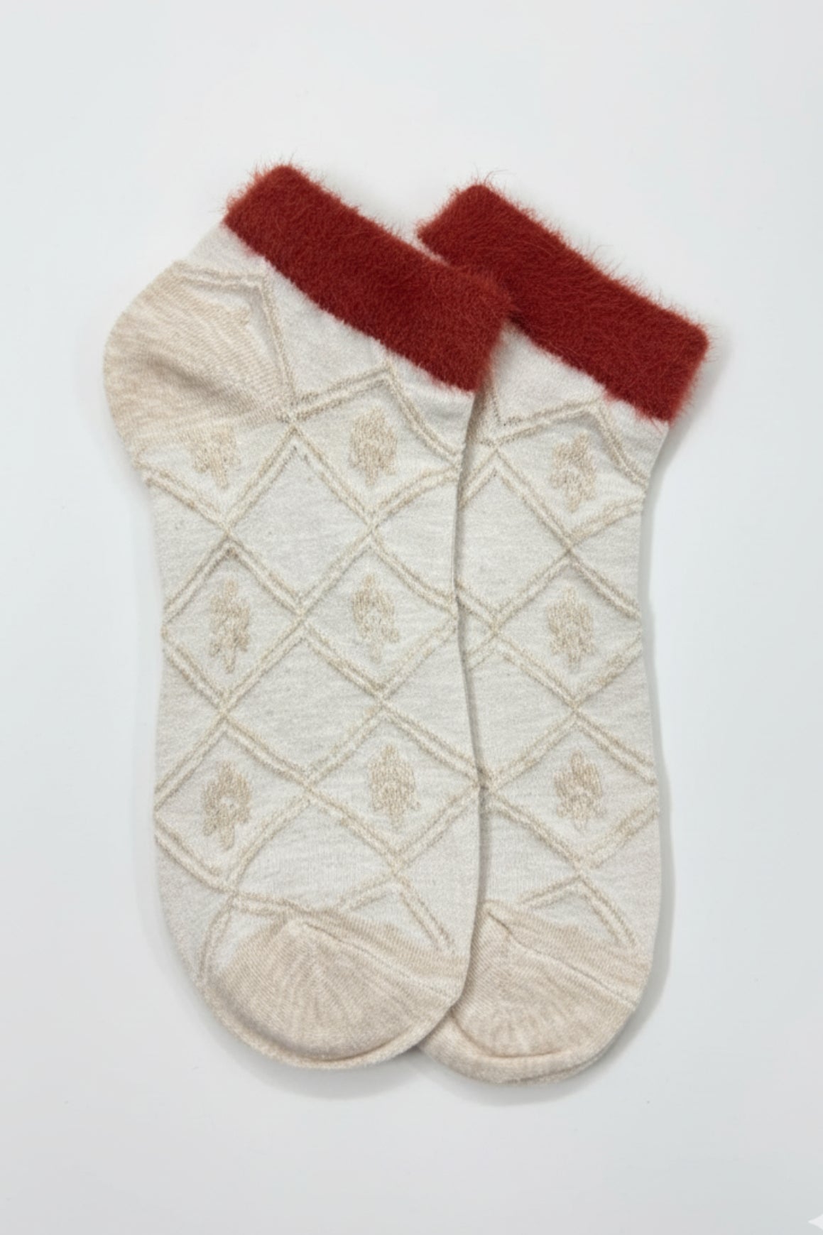 Women's - Round Fur Socks - No Show Socks